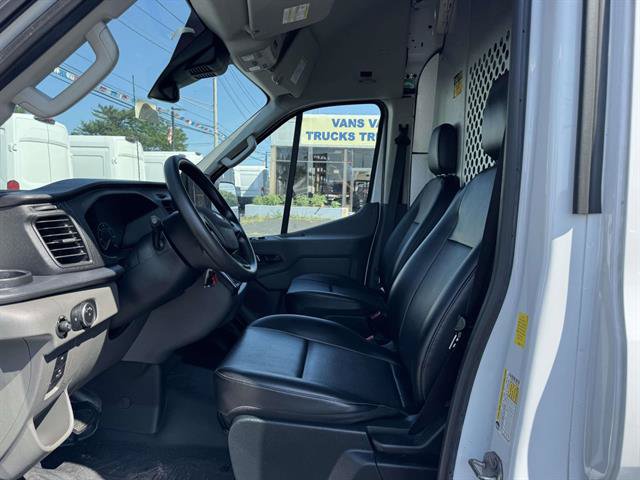 Certified 2023 Ford Transit 250 148 High Roof Extended RWD image 32