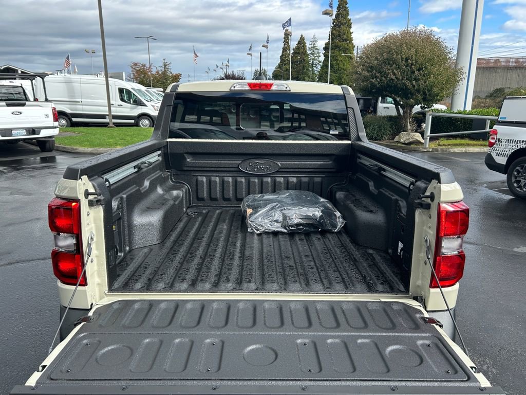 New 2025 Ford Maverick Lariat w/ 4K Tow Package image 24