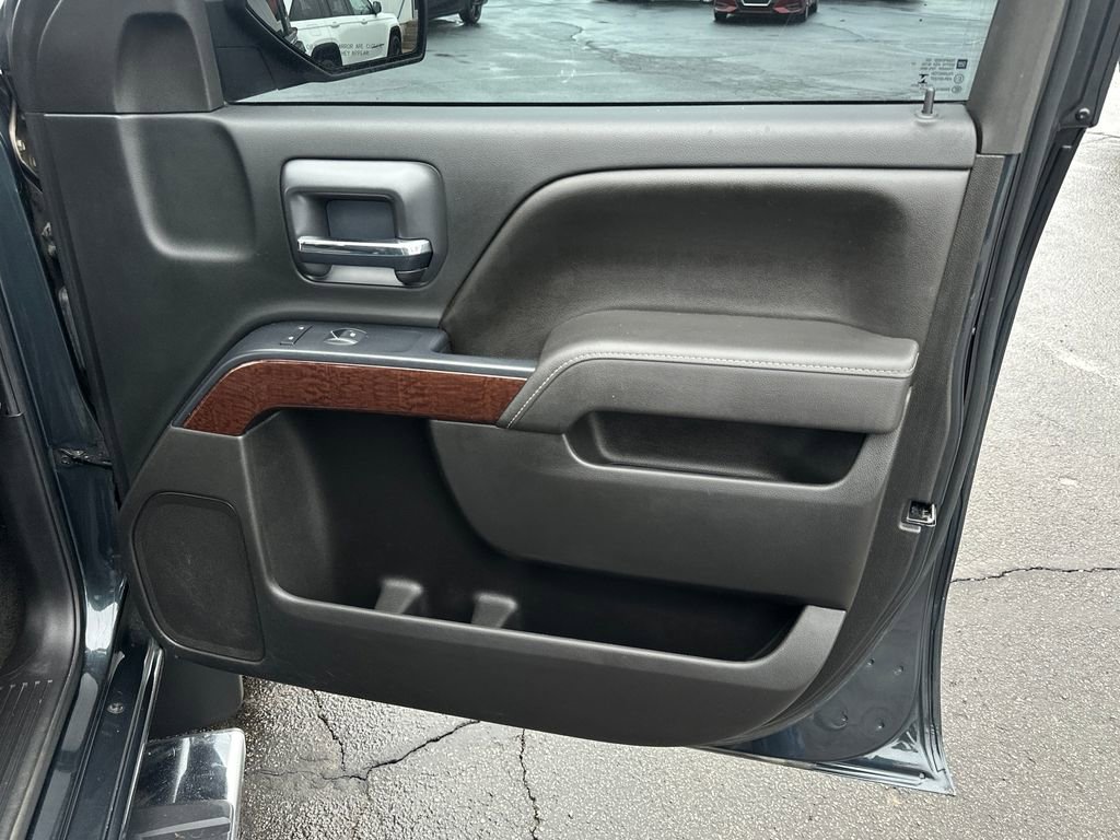 Used 2017 GMC Sierra 1500 SLE image 37