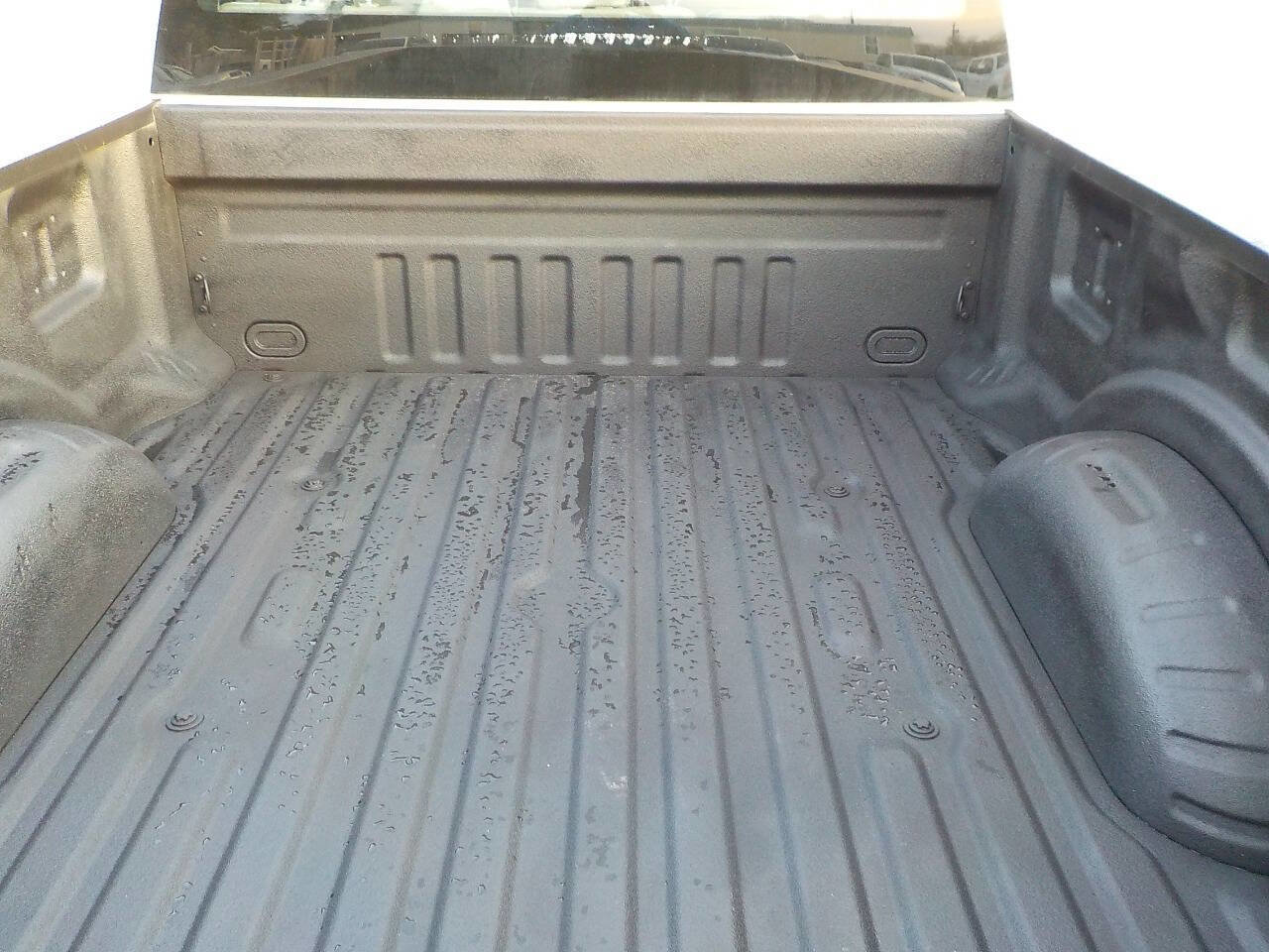 Used 2022 Ford F250 XL w/ Power Equipment Group image 5