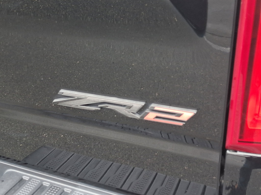 Used 2023 Chevrolet Silverado 1500 ZR2 w/ Technology Package image 16