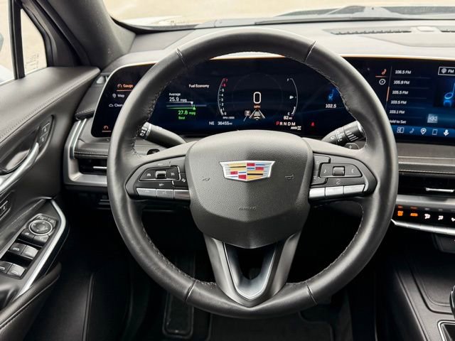 Used 2025 Cadillac XT4 Premium Luxury image 37