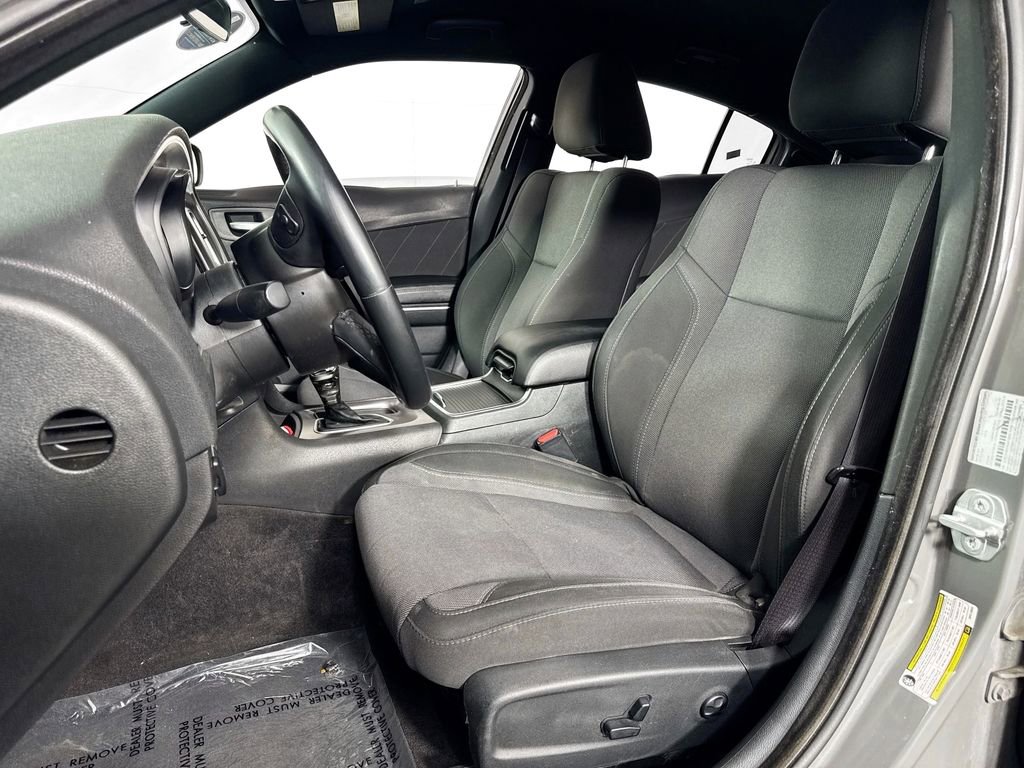 Used 2019 Dodge Charger SXT RWD image 22