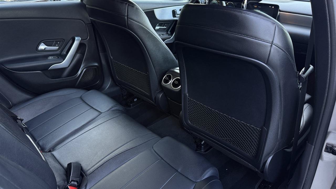 Used 2019 Mercedes-Benz A 220 4MATIC image 37