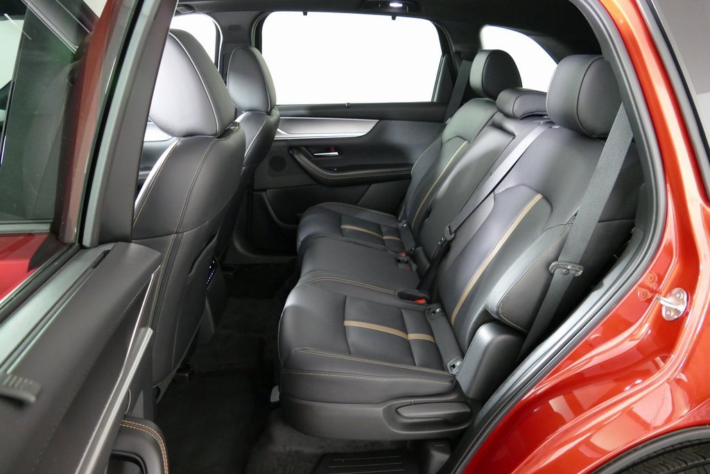 Used 2025 MAZDA CX-70 3.3 Turbo S w/ Premium Package image 32