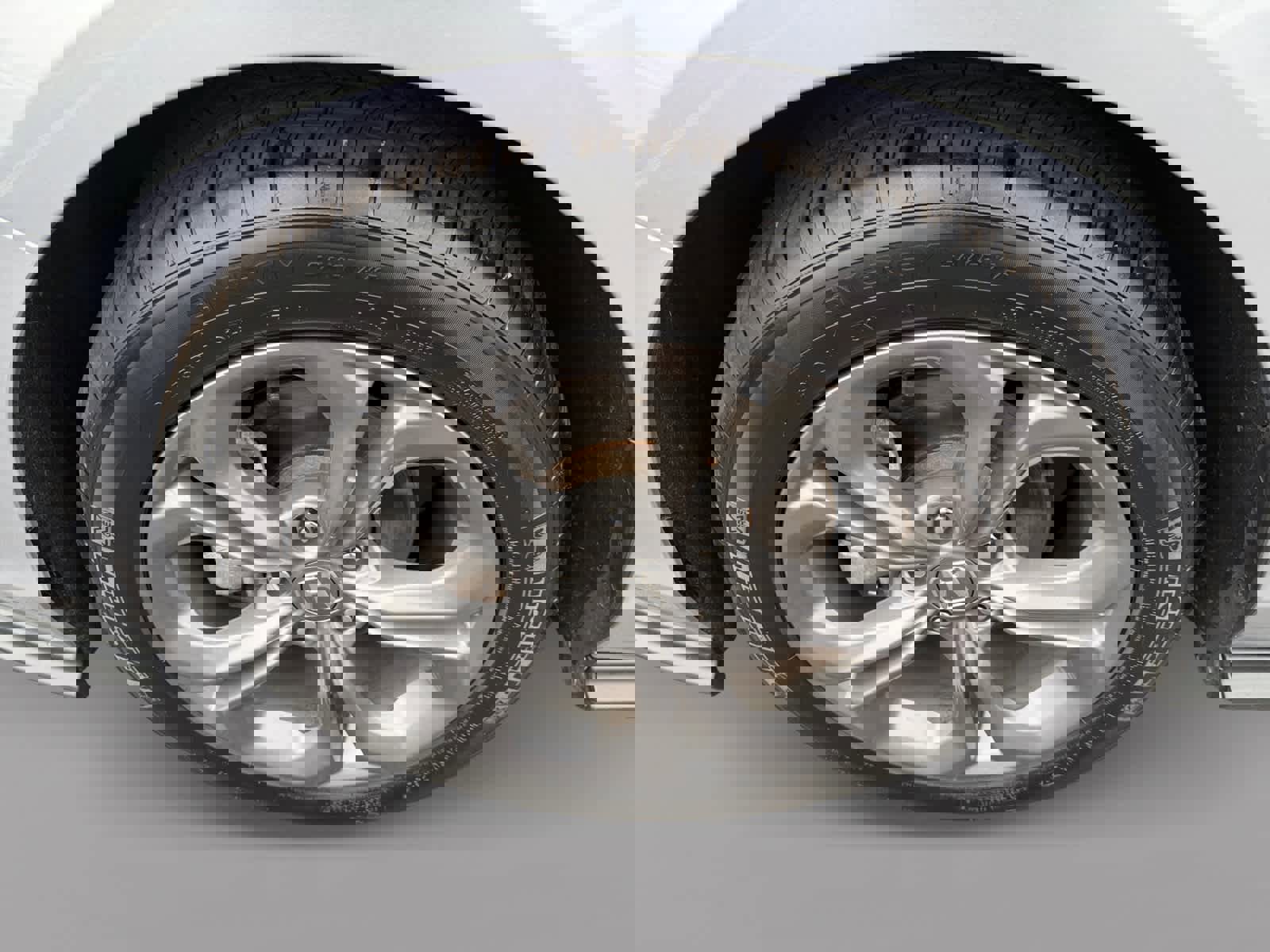 Used 2024 Honda Accord EX image 9