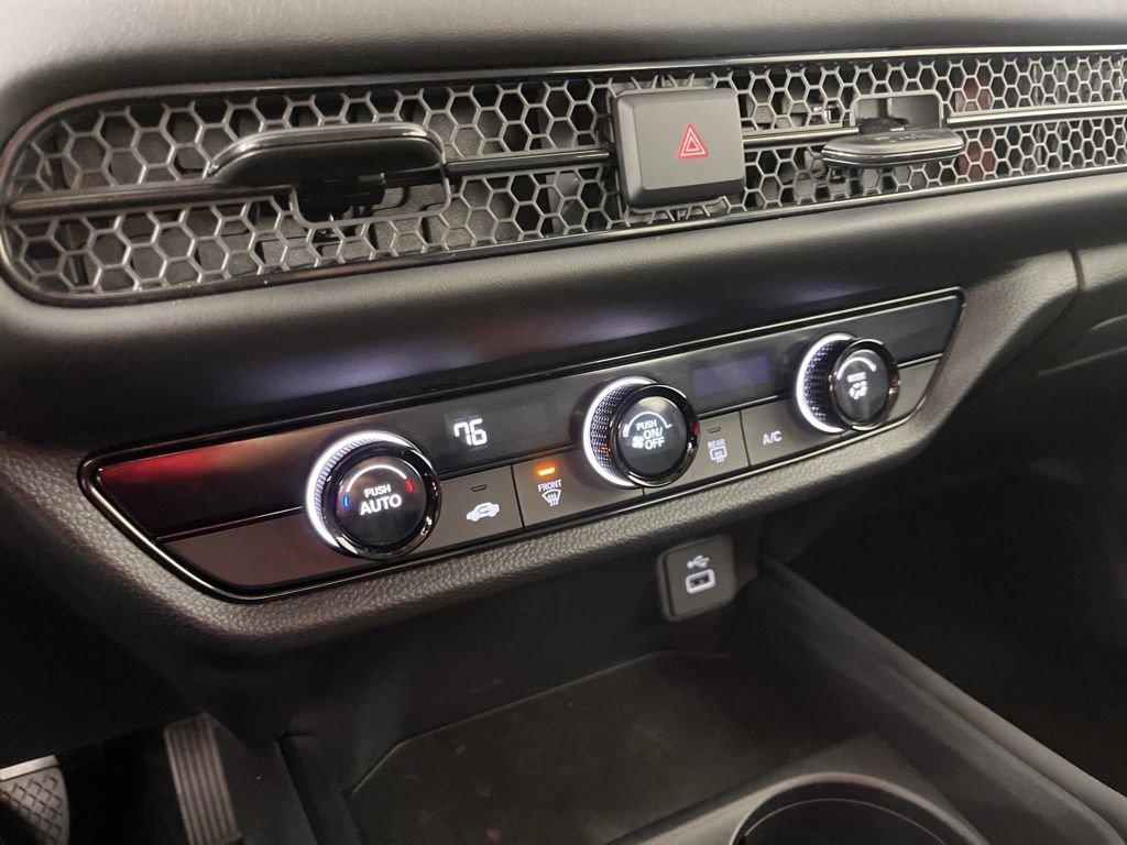 Certified 2024 Honda HR-V LX image 28
