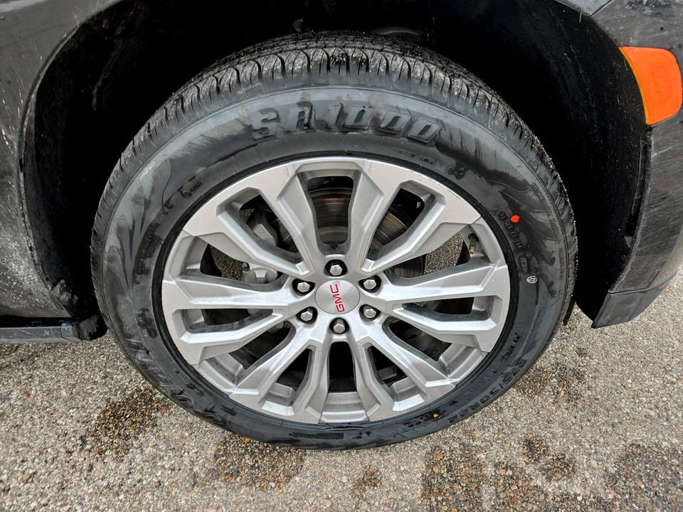 Used 2023 GMC Yukon Denali image 37