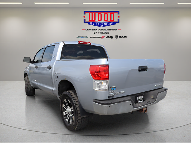 Used 2012 Toyota Tundra 4x4 CrewMax w/ Tow Pkg image 5