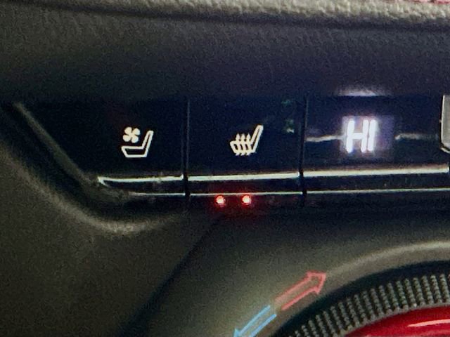 Used 2019 Chevrolet Blazer RS image 21