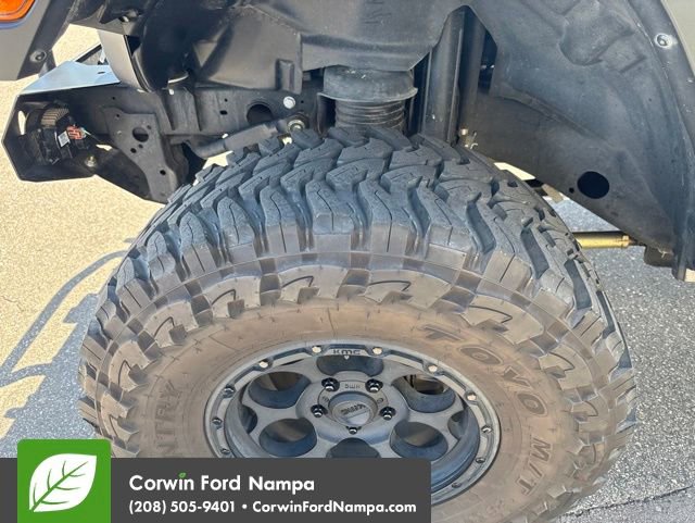 Used 2018 Jeep Wrangler Unlimited Rubicon AWD/4WD image 11