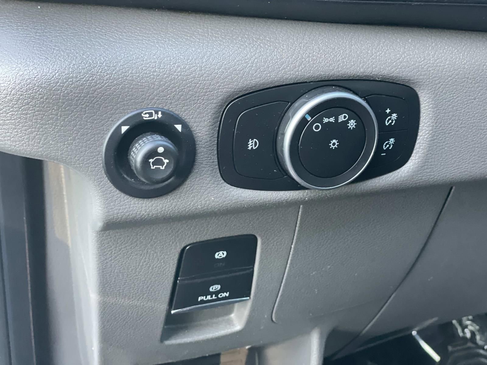 Used 2021 Ford Transit 350 XLT image 16