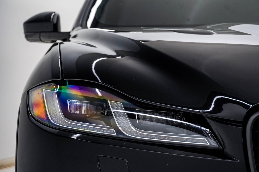 Used 2021 Jaguar F-PACE SVR image 7