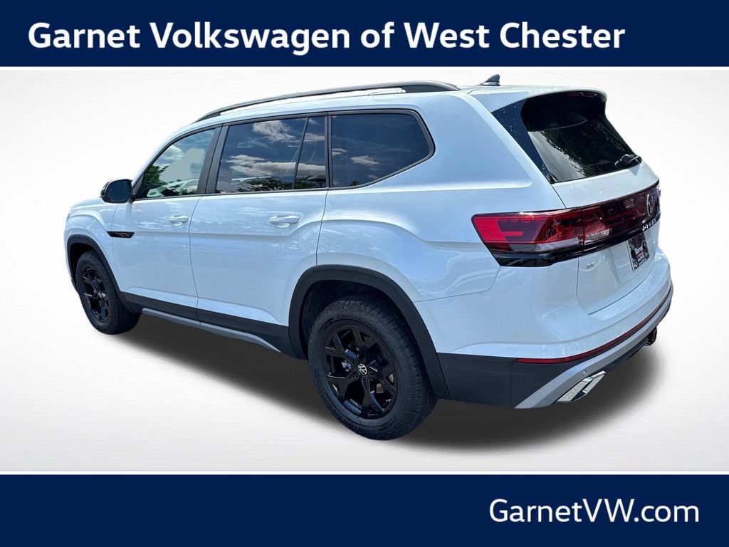 New 2026 Volkswagen Atlas Peak Edition AWD/4WD image 3
