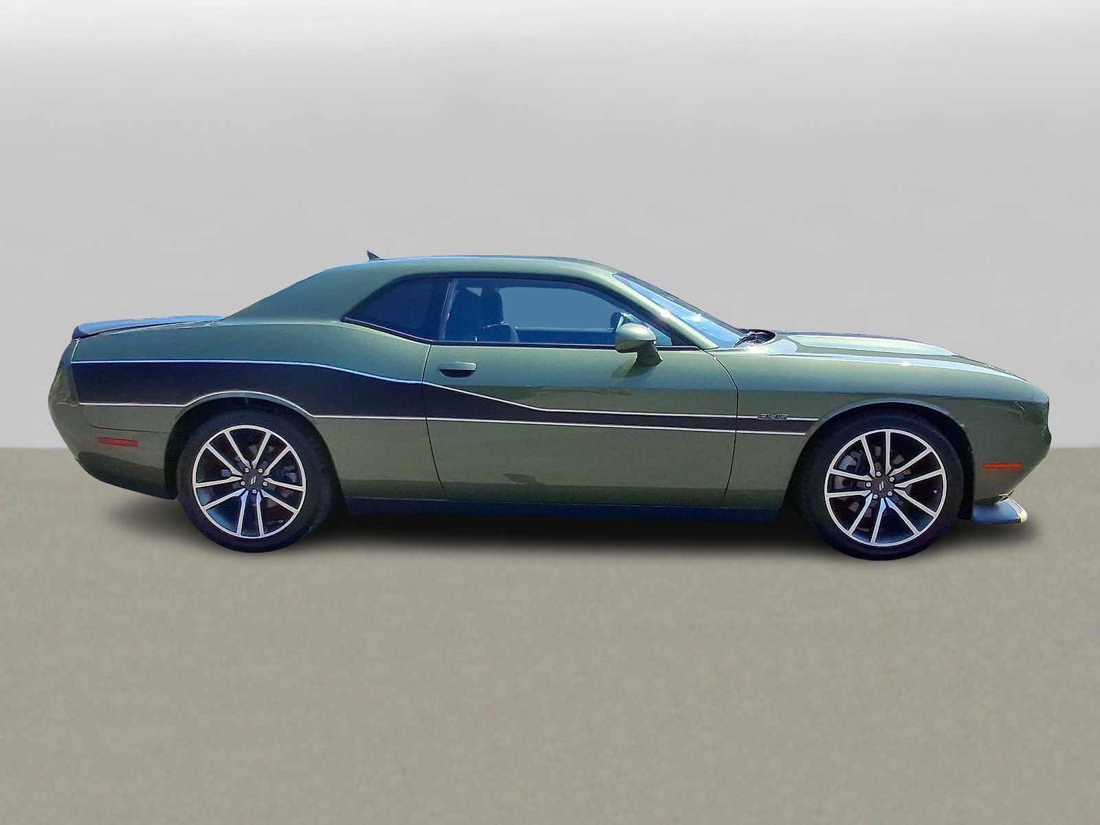 Used 2023 Dodge Challenger R/T RWD image 32