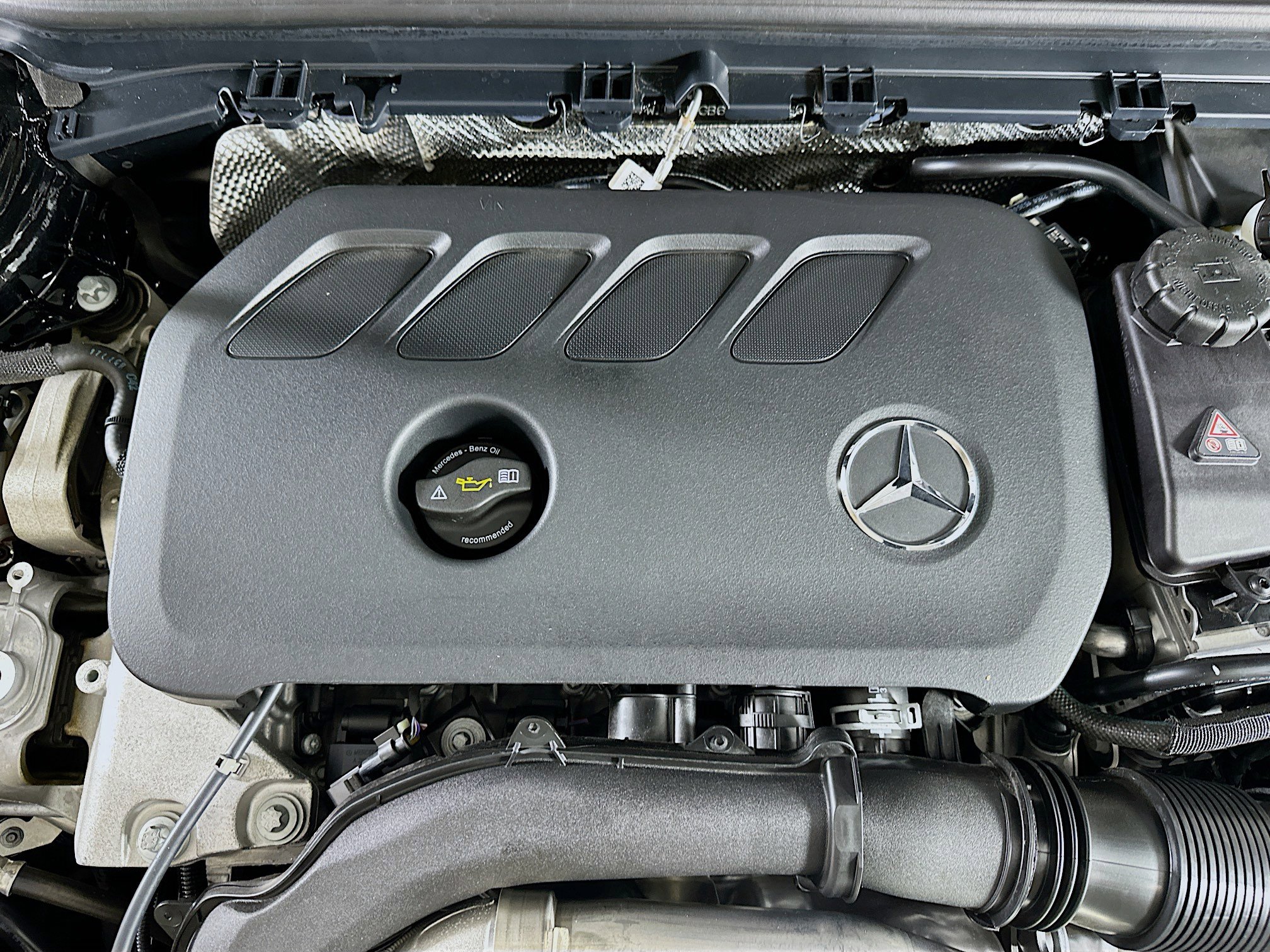 Used 2025 Mercedes-Benz CLA 250 image 34