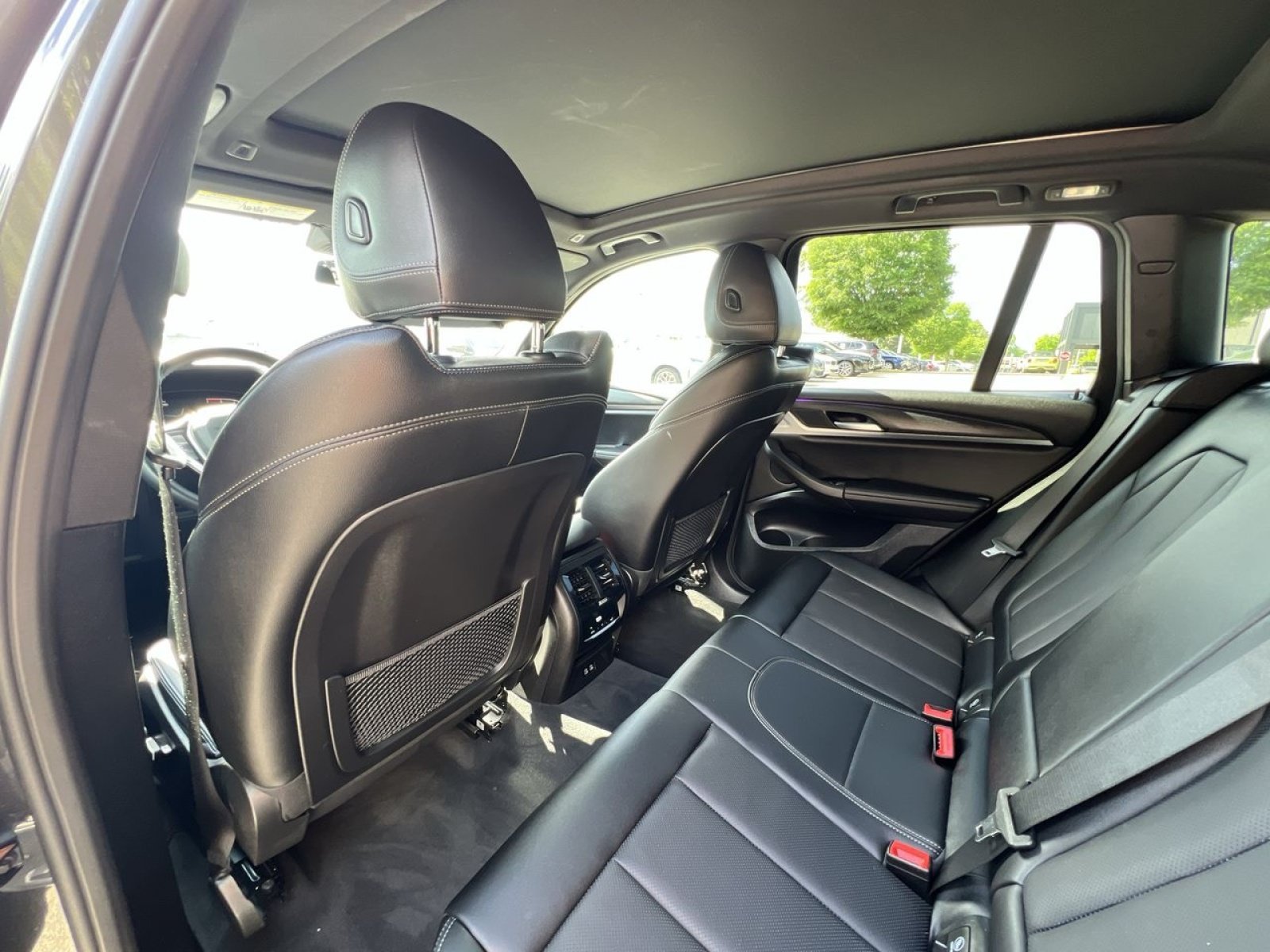 Used 2024 BMW X3 xDrive30i w/ Convenience Package AWD/4WD image 27
