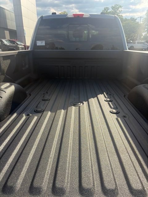 New 2026 Ford F350 Lariat w/ Black Appearance Package AWD/4WD image 13