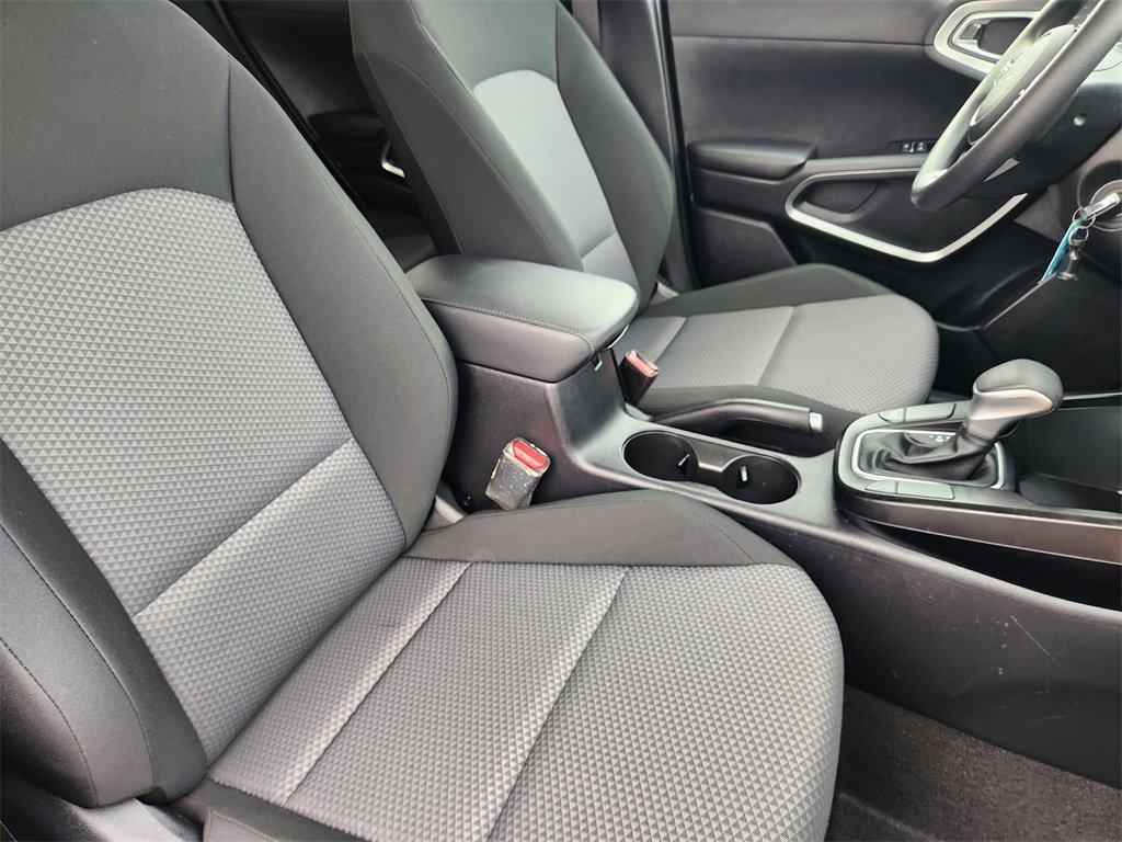 Certified 2023 Kia Soul LX image 14