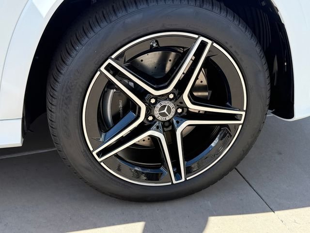 New 2026 Mercedes-Benz GLS 450 4MATIC image 28