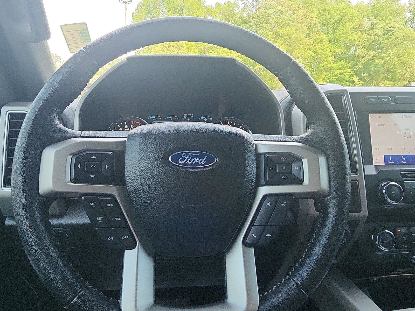 Used 2020 Ford F150 Lariat w/ Trailer Tow Package image 15