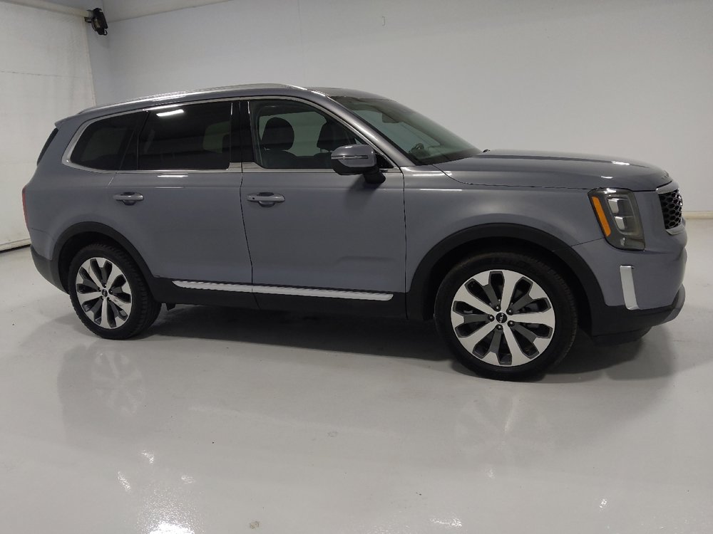 Used 2022 Kia Telluride EX w/ EX Premium Package FWD image 11