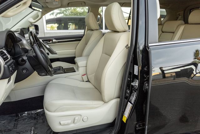 Used 2023 Lexus GX 460 Premium w/ Premium Plus Package image 11
