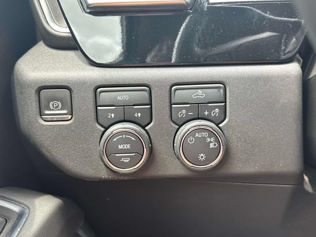 Used 2023 Chevrolet Silverado 1500 LT AWD/4WD image 27