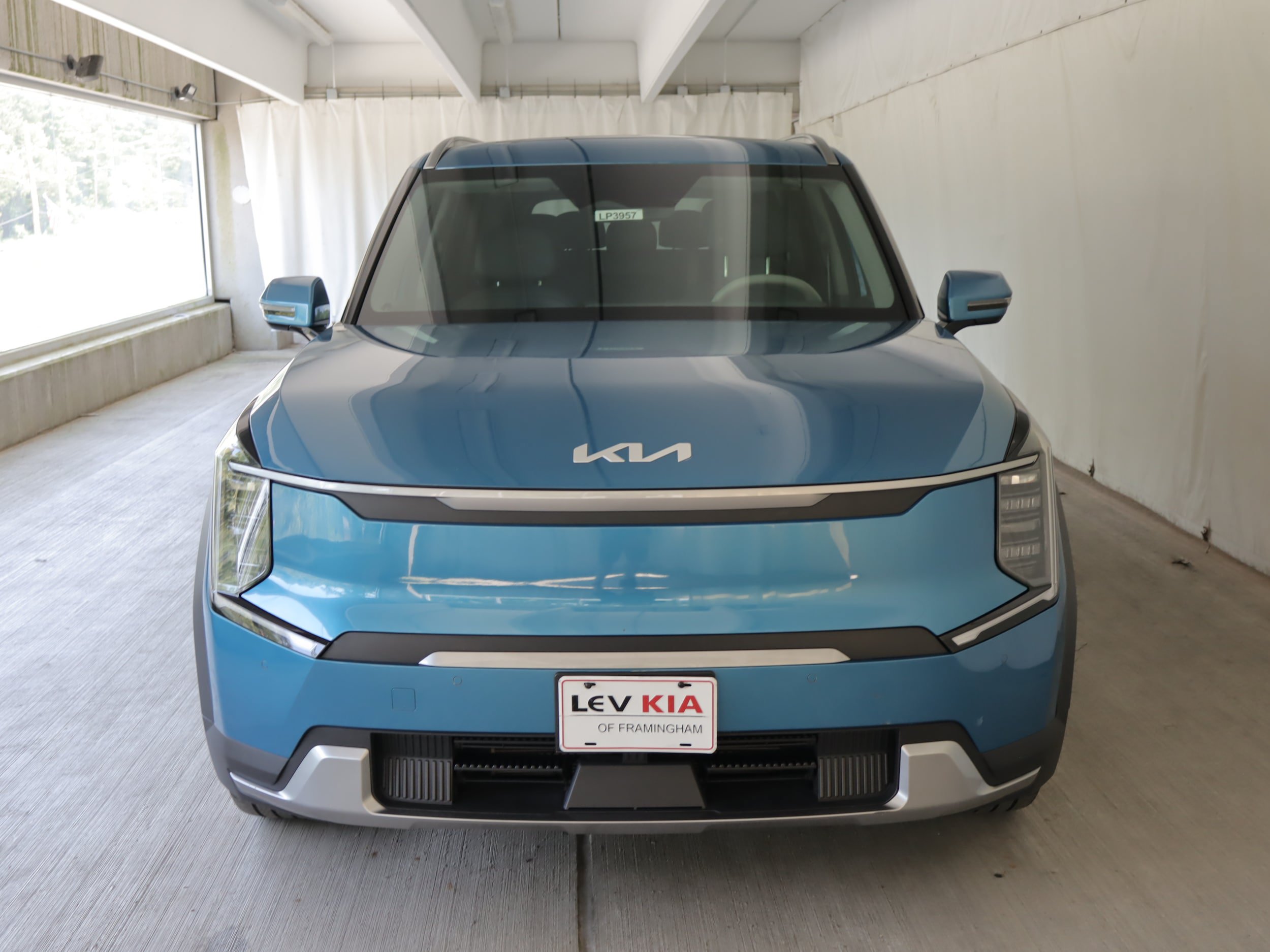 Used 2024 Kia EV9 Wind AWD/4WD image 5