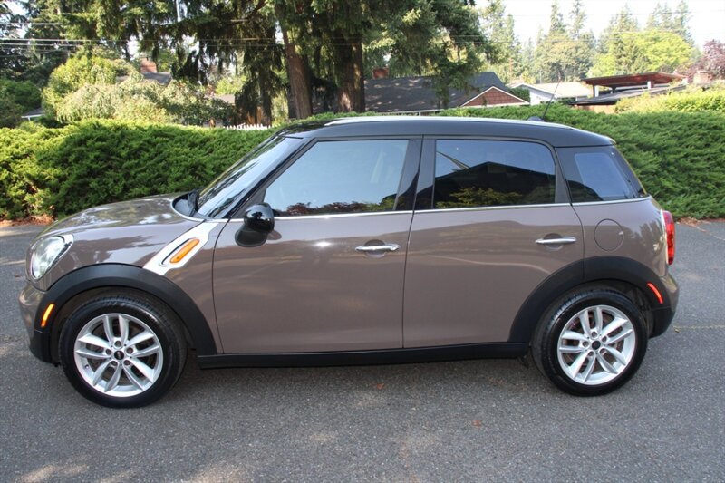 Used 2011 MINI Cooper Countryman FWD image 12