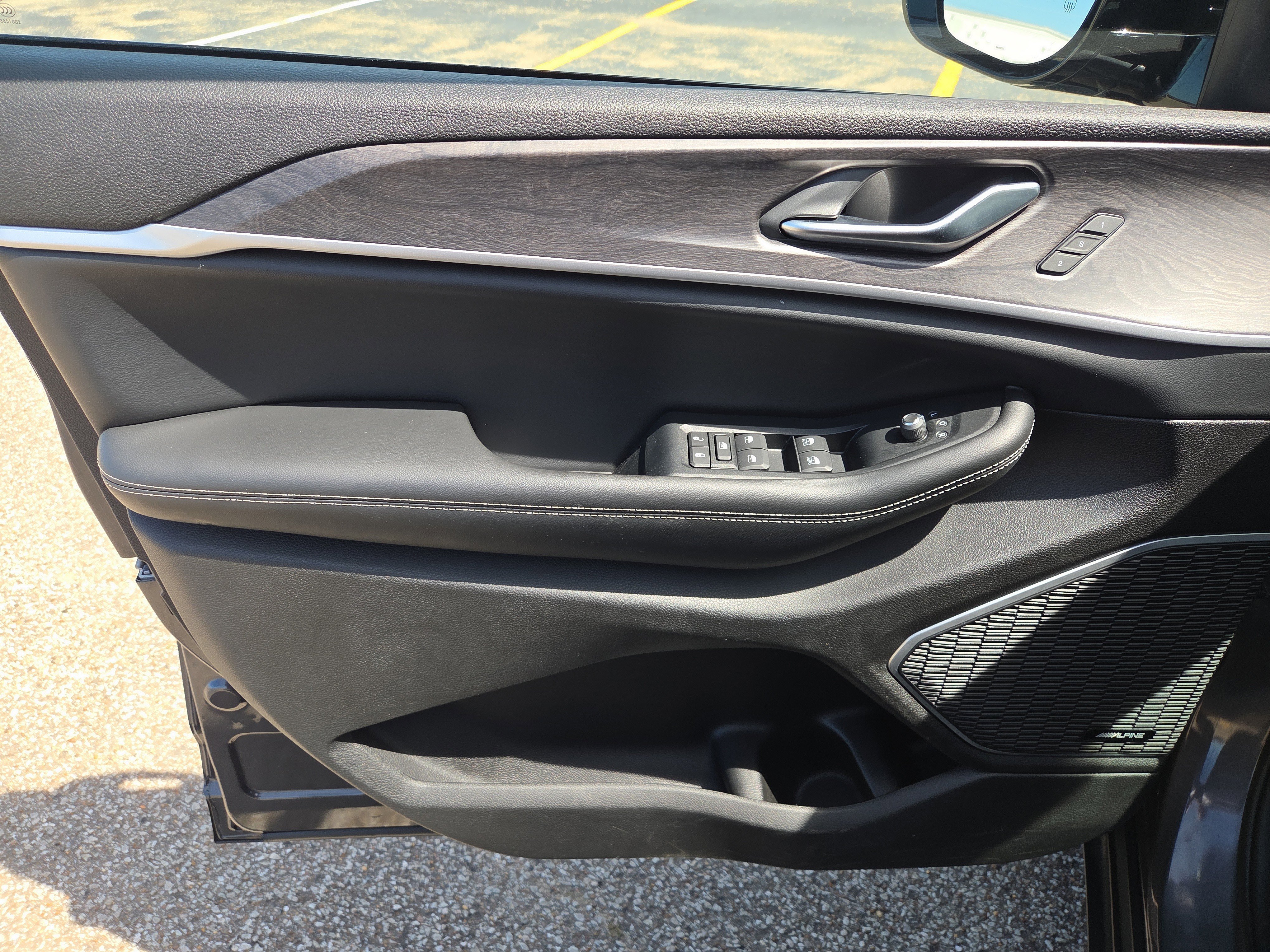 Used 2023 Jeep Grand Cherokee 4WD 4xe image 6