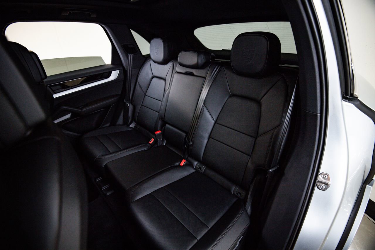 New 2026 Porsche Cayenne S AWD/4WD image 24