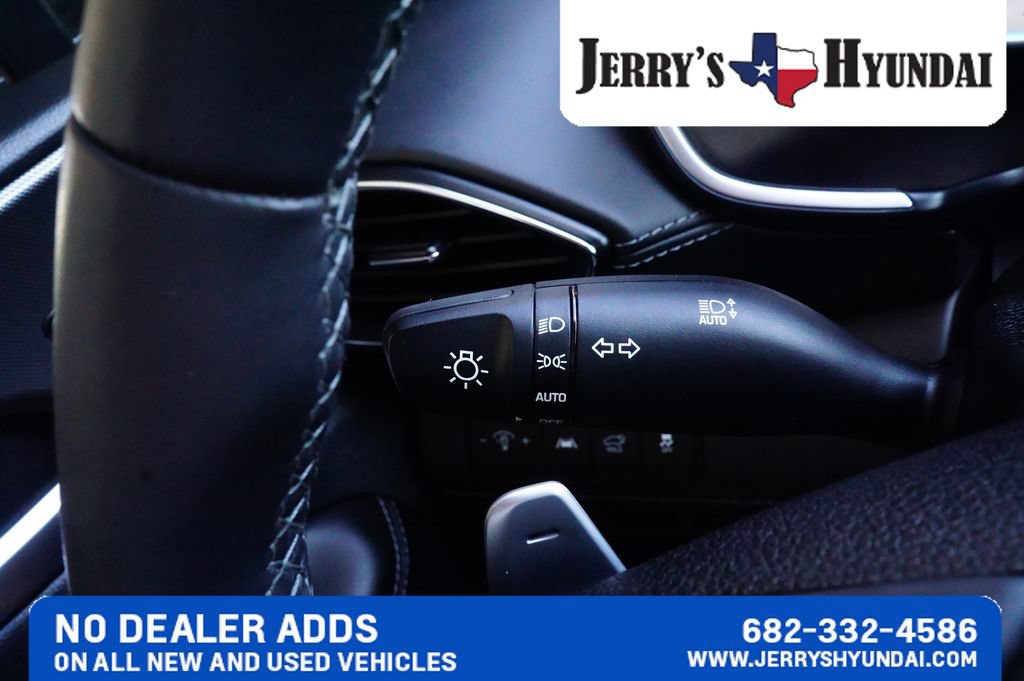 Certified 2023 Hyundai Santa Fe Limited FWD image 17