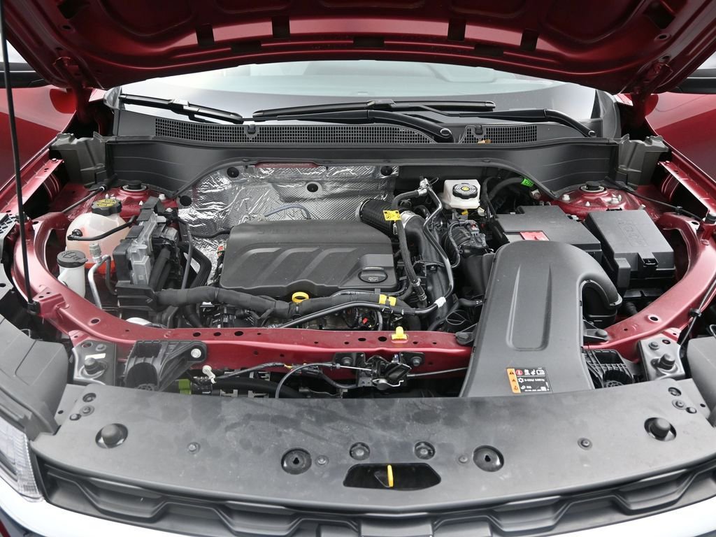 Used 2025 Chevrolet Trax LS image 12