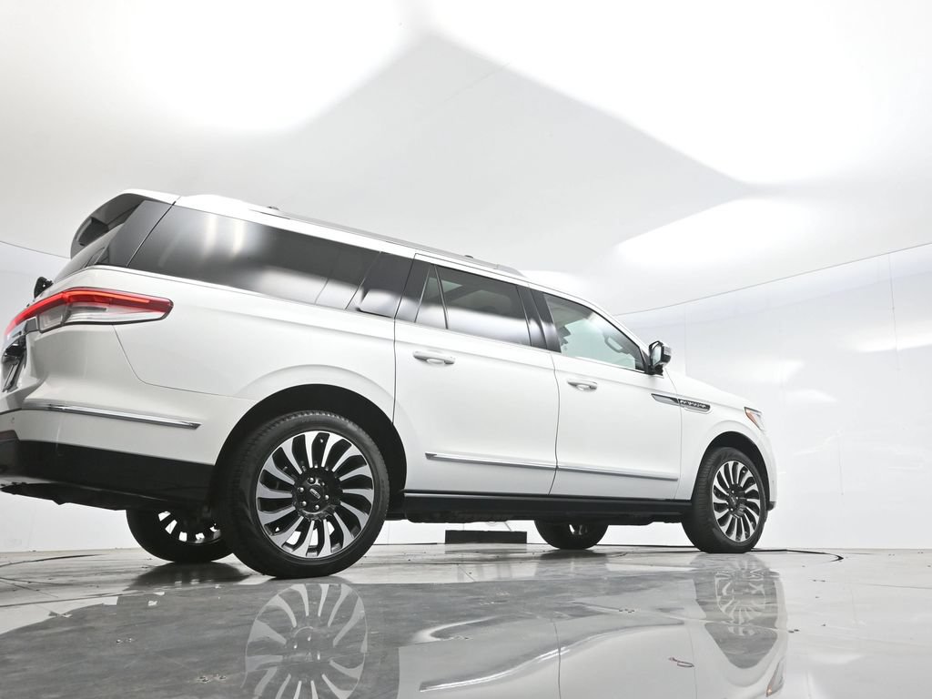 Used 2023 Lincoln Navigator L Black Label AWD/4WD image 74