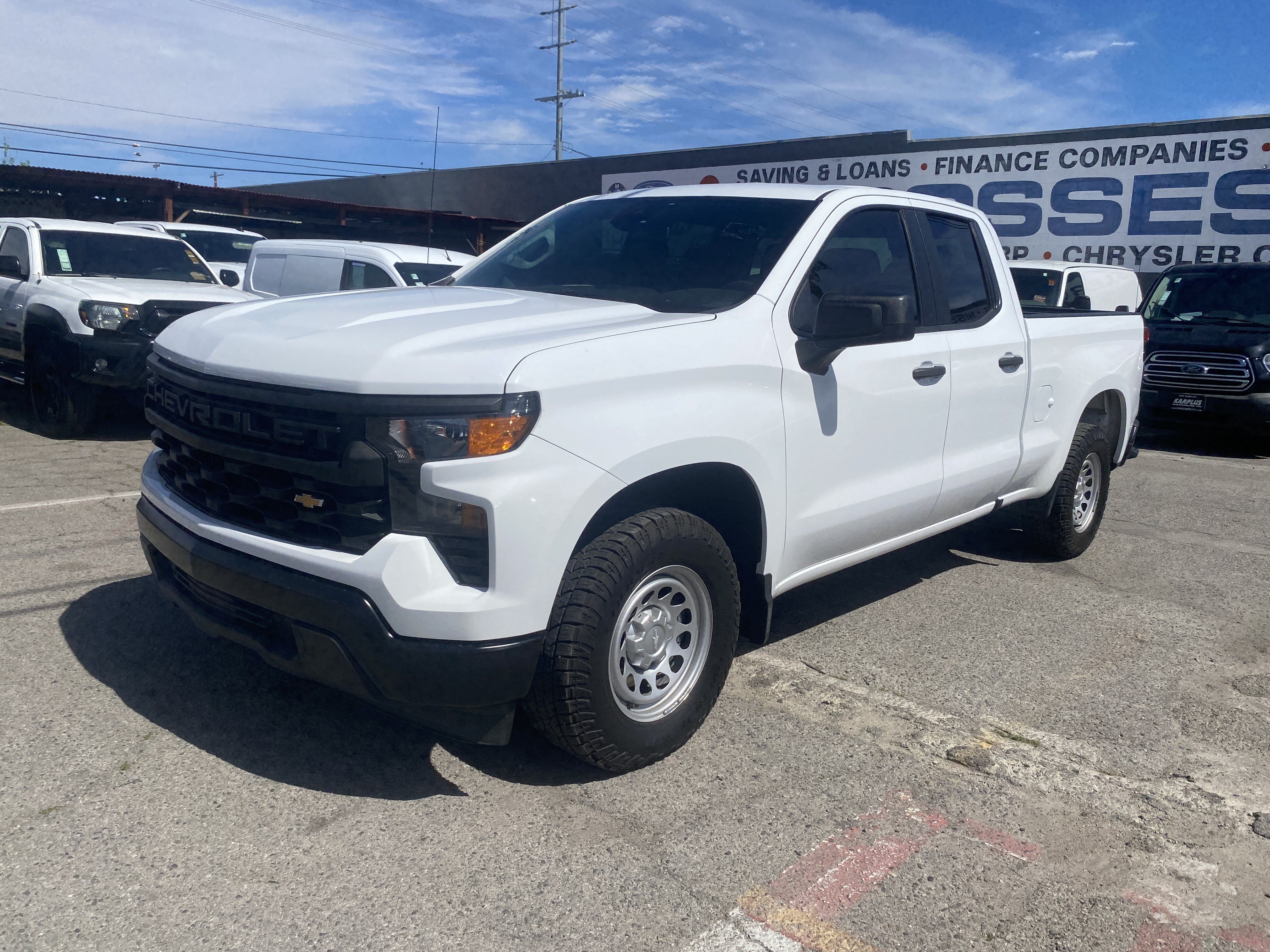 Used 2022 Chevrolet Silverado 1500 W/T w/ Trailering Package RWD image 2