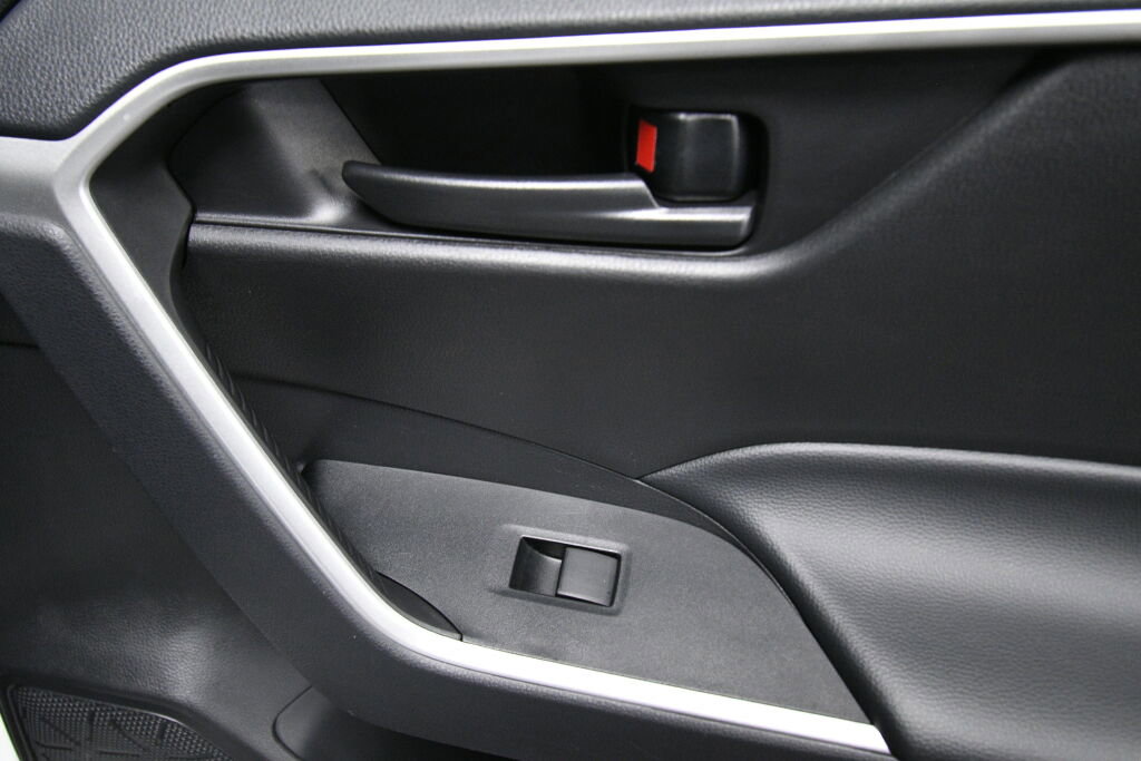 Certified 2024 Toyota RAV4 LE image 23