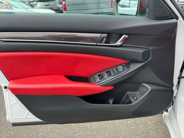 Used 2020 Honda Accord Sport image 15