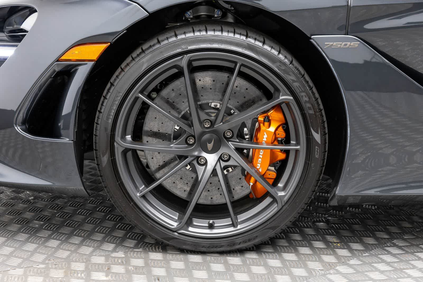 New 2026 McLaren 750S Spider RWD image 8
