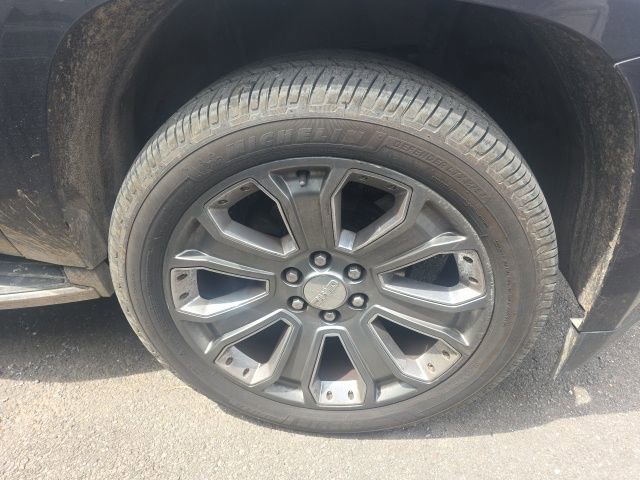 Used 2016 GMC Yukon Denali w/ Open Road Package image 4