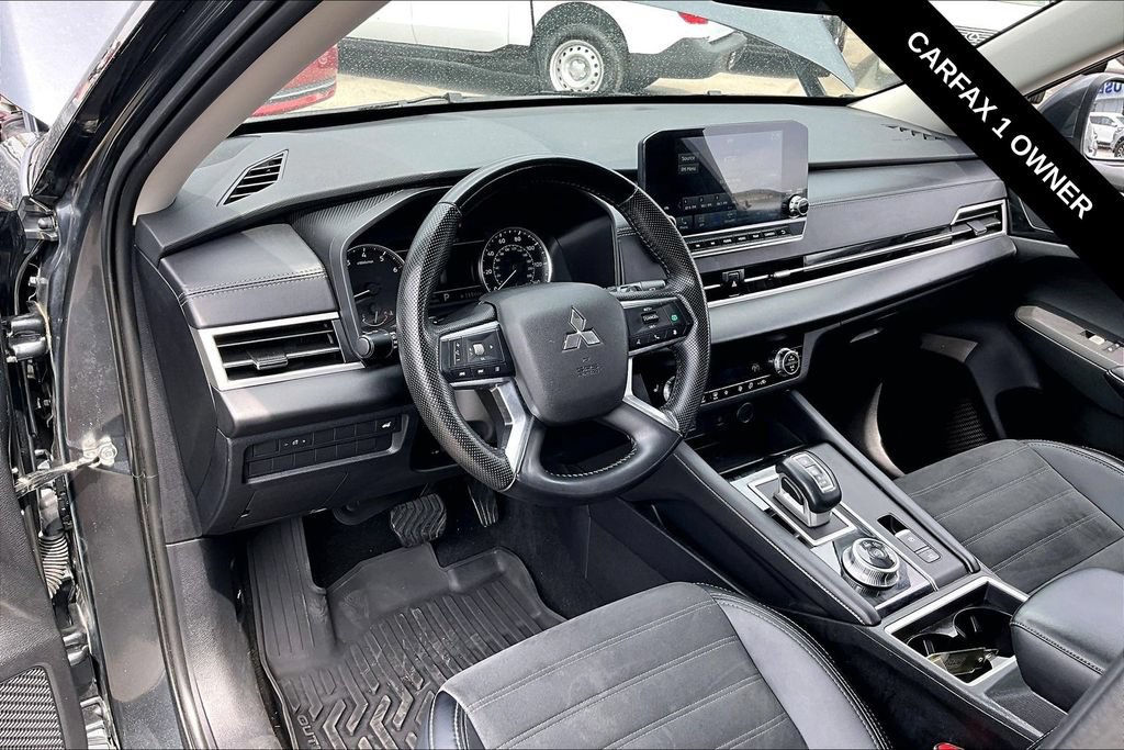 Used 2024 Mitsubishi Outlander SE FWD image 5