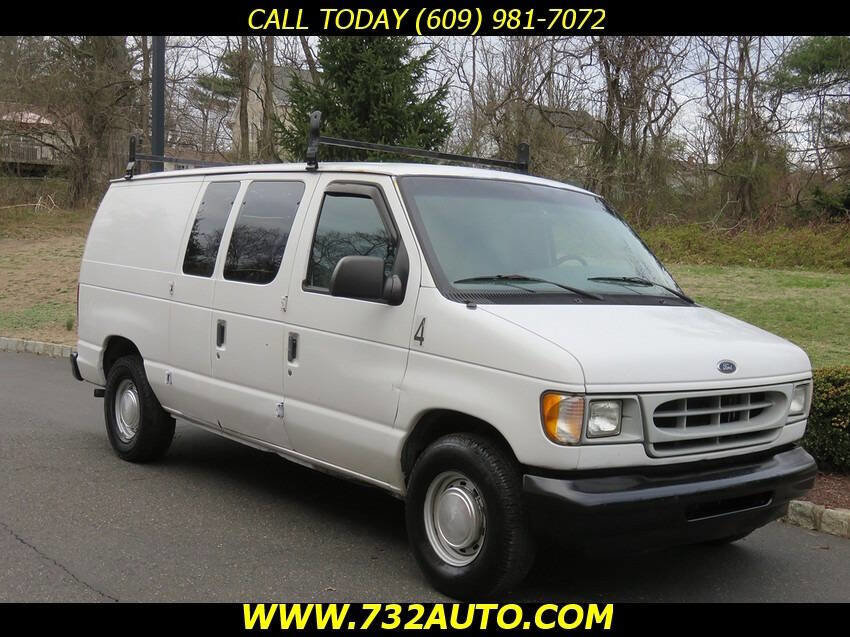 Used 2002 Ford E-150 and Econoline 150 RWD image 3