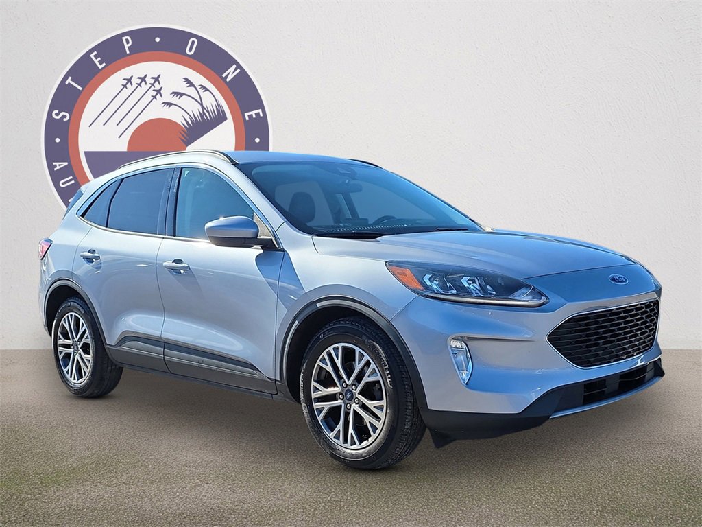 Used 2022 Ford Escape SEL video 2