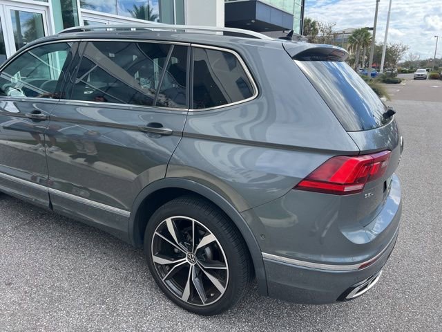 Used 2022 Volkswagen Tiguan SEL R-Line image 5