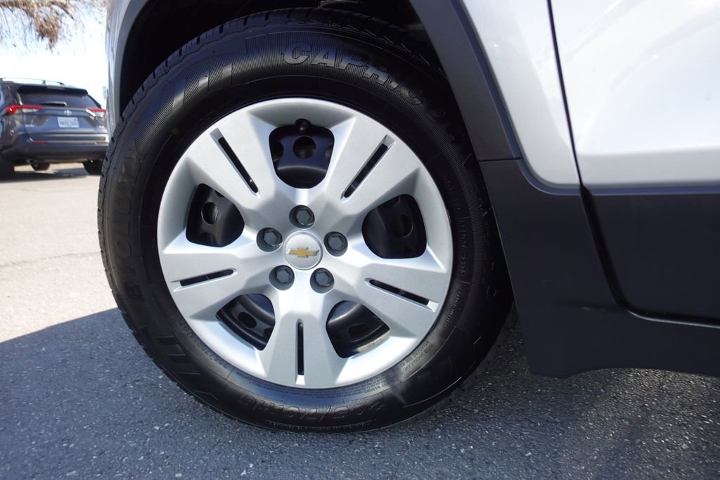 Used 2018 Chevrolet Trax LS image 10