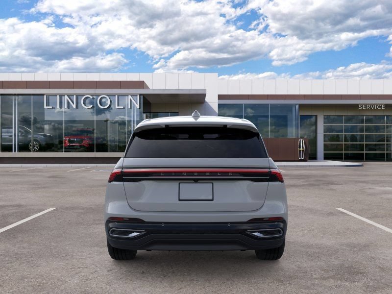 New 2026 Lincoln Nautilus Premier AWD/4WD image 5
