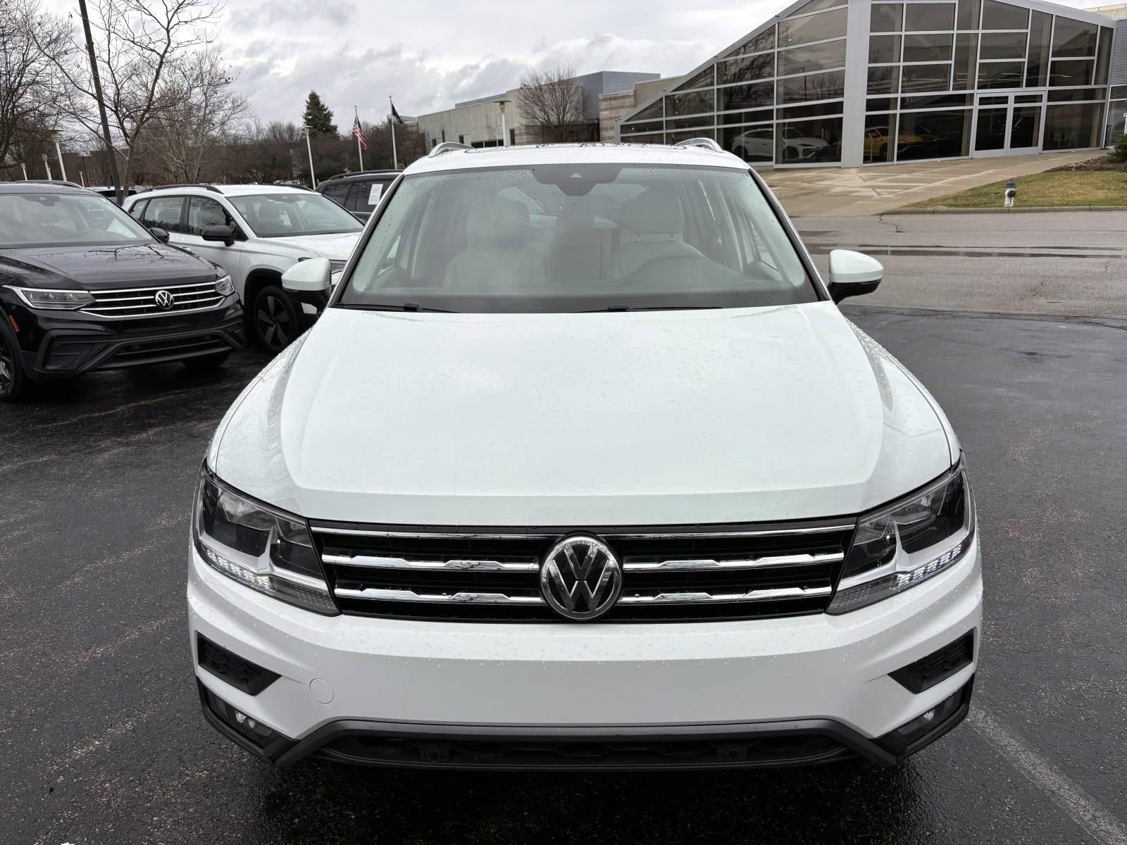 Used 2021 Volkswagen Tiguan SEL image 2