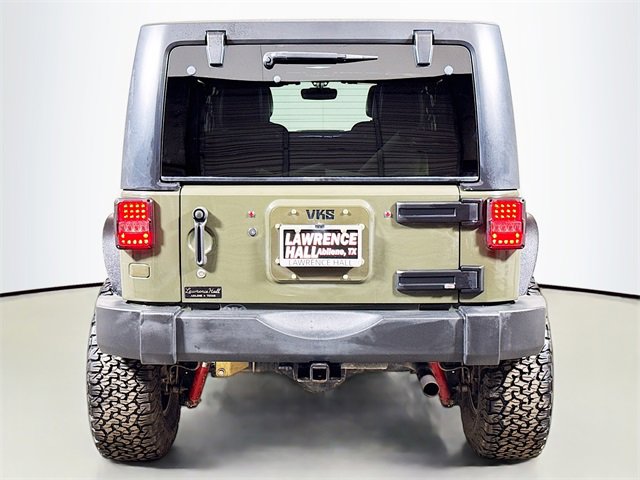 Used 2015 Jeep Wrangler Unlimited Rubicon image 5