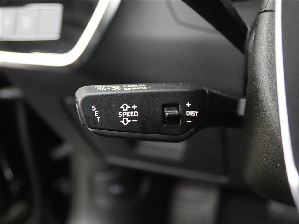 Used 2024 Audi A6 Premium Plus image 35