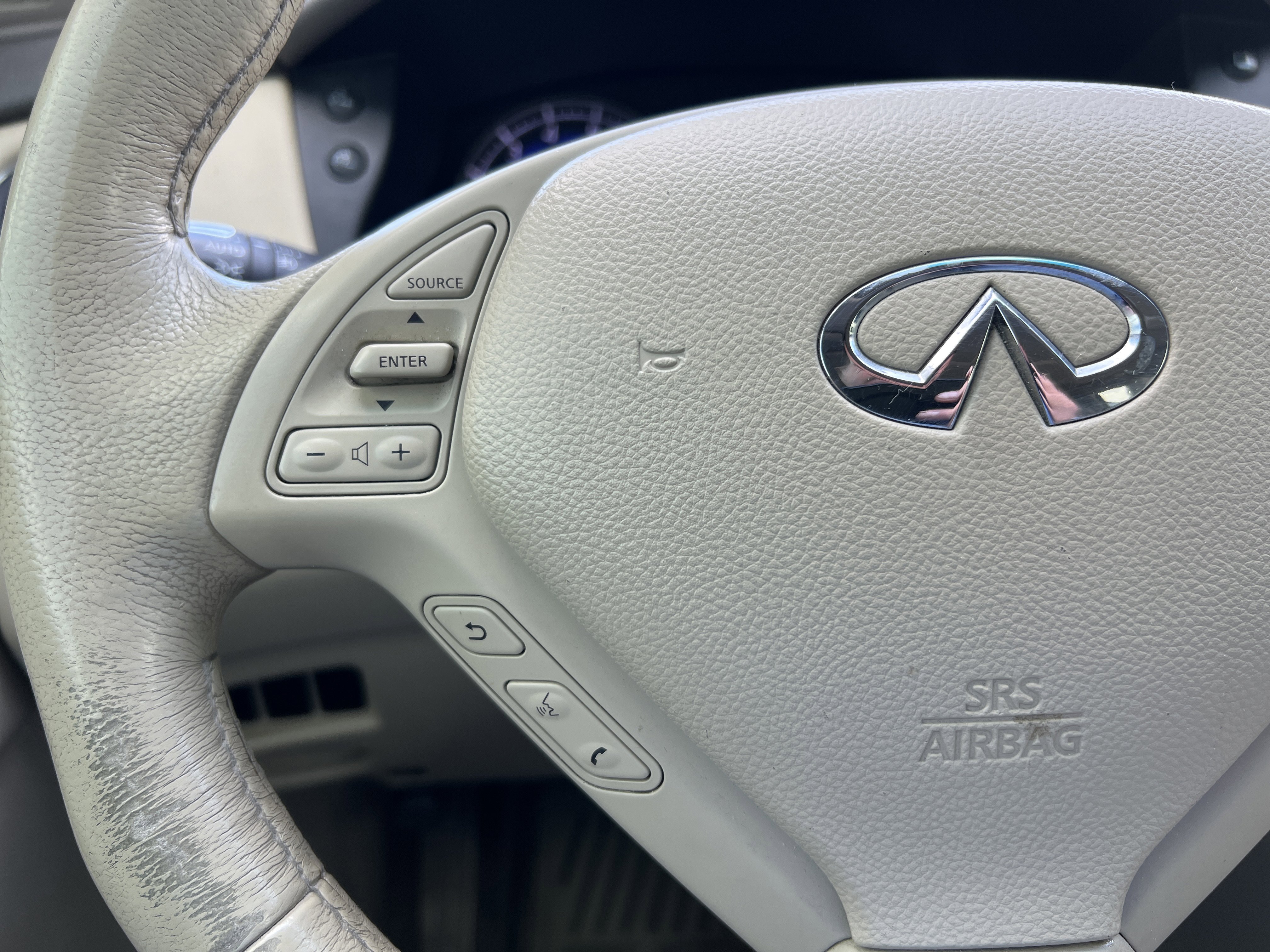 Used 2011 INFINITI EX35 Journey w/ Premium Pkg AWD/4WD image 31